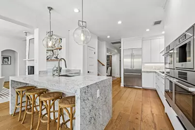 12000 Portobella Drive, Austin, TX 78732 - Photo 4
