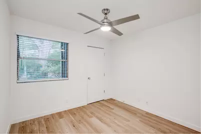 906 Airoso Cove #D, Austin, TX 78745 - Photo 8