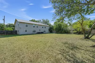 1308 S Pine St, Georgetown, TX 78626 - Photo 16