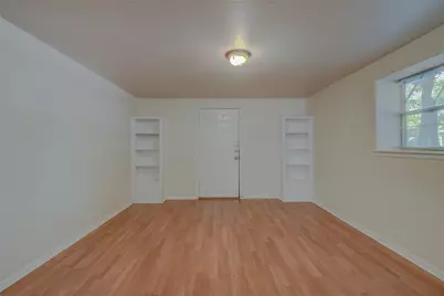 1308 S Pine Street #D, Georgetown, TX 78626 - Photo 4