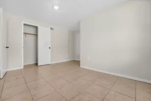 1308 S Pine St, Georgetown, TX 78626 - Photo 10