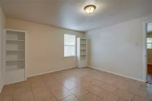 1308 S Pine St, Georgetown, TX 78626 - Photo 20