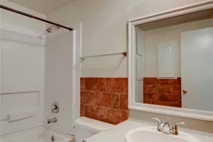 1308 S Pine St, Georgetown, TX 78626 - Photo 18