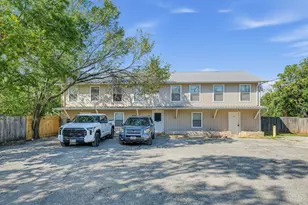 1308 S Pine St, Georgetown, TX 78626 - Photo 2