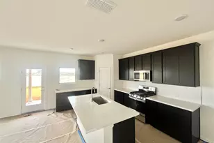 25620 Wheat Seed Ln, Elgin, TX 78621 - Photo 2