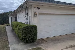 1109 Advance St, San Marcos, TX 78666 - Photo 1