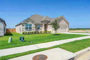401 W Luna Blue Ln, Jarrell, TX 76537 - Photo 1
