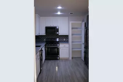 1413 Broadmoor Drive, Austin, TX 78723 - Photo 4
