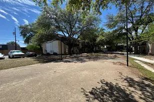 1624 Aquarena Springs Dr, San Marcos, TX 78666 - Photo 34