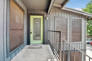 909 Reinli St, Austin, TX 78751 - Photo 2