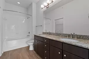 1900 Barton Springs Rd, Austin, TX 78704 - Photo 16