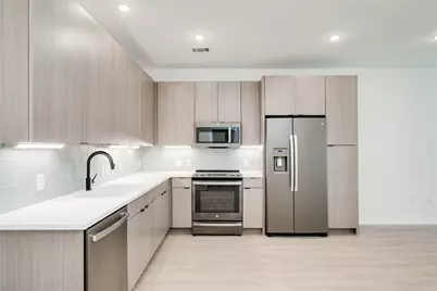 4802 S Congress Avenue #121, Austin, TX 78745 - Photo 2