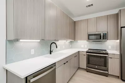 4802 S Congress Avenue #121, Austin, TX 78745 - Photo 18