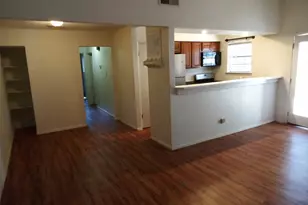 907 B Sirocco Dr, Austin, TX 78745 - Photo 8