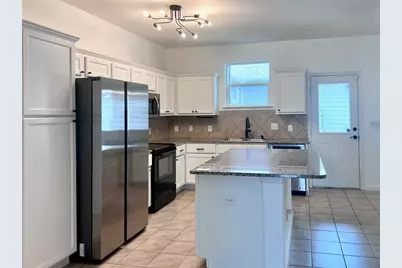 402 Crater Lake Drive, Pflugerville, TX 78660 - Photo 10