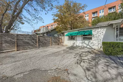 702 W St John's Avenue #B, Austin, TX 78752 - Photo 4
