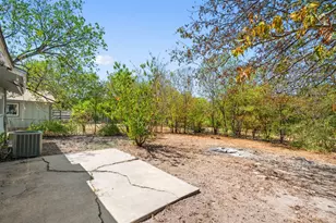 1304 Lily Terrace, Austin, TX 78741 - Photo 22