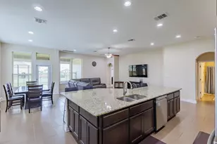 216 Blue Waterleaf Ln, Georgetown, TX 78626 - Photo 10