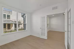 1280 E Main St, Round Rock, TX 78664 - Photo 16