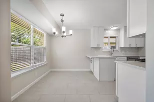 1100 Red Cliff Dr, Austin, TX 78758 - Photo 16