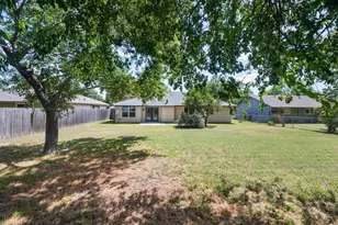 1100 Red Cliff Dr, Austin, TX 78758 - Photo 32