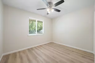 1100 Red Cliff Dr, Austin, TX 78758 - Photo 26