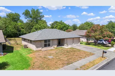 1100 Red Cliff Drive, Austin, TX 78758 - Photo 2