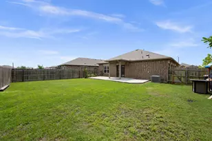 121 Shiner Ln, Georgetown, TX 78626 - Photo 30