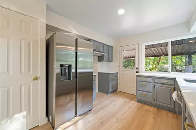 7304 Hartnell Drive, Austin, TX 78723 - Photo 10