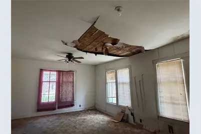 119 Pine Street, Luling, TX 78648 - Photo 6