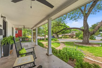 1904 Schulle Avenue, Austin, TX 78703 - Photo 2