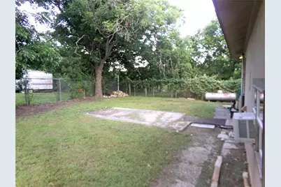 15251 W State Highway 29, Liberty Hill, TX 78642 - Photo 14