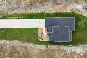 109 Fall Dr, Georgetown, TX 78633 - Photo 38