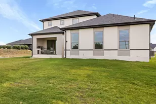 109 Fall Dr, Georgetown, TX 78633 - Photo 36