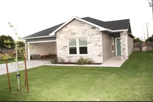 954 E Salty St, Thorndale, TX 76577 - Photo 1