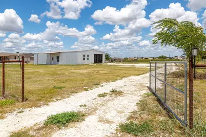 171 Daniel Drive, Bertram, TX 78605 - Photo 8