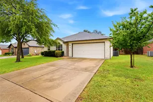 1004 Downridge Dr, Leander, TX 78641 - Photo 2
