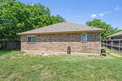 1202 E Avenue F, Lampasas, TX 76550 - Photo 26