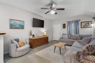 1202 E Ave F, Lampasas, TX 76550 - Photo 4