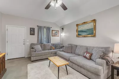 1202 E Avenue F, Lampasas, TX 76550 - Photo 6