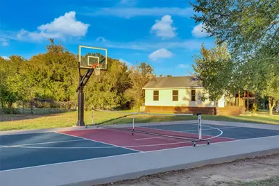 609 S Creekwood Drive, Driftwood, TX 78619 - Photo 8