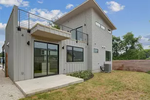 313 Blackson Ave, Austin, TX 78752 - Photo 14