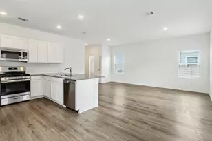 161 Santa Julia St, Kyle, TX 78640 - Photo 2