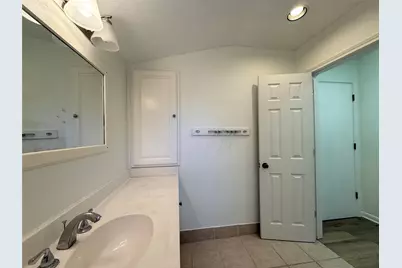 202 S Austin Avenue #101, Georgetown, TX 78626 - Photo 18