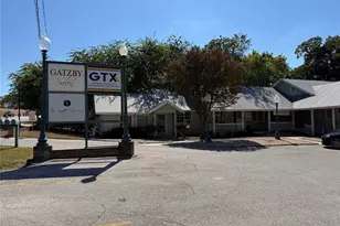 202 S Austin Ave, Georgetown, TX 78626 - Photo 1