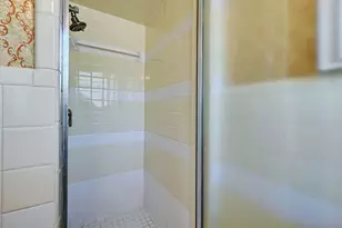 1802 Temple Dr, Austin, TX 78721 - Photo 16