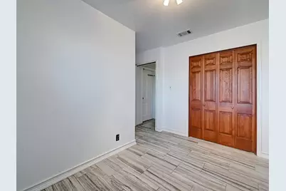 1802 Temple Drive, Austin, TX 78721 - Photo 12