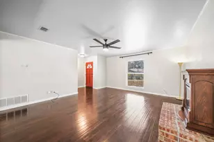 618 Dartmouth St, San Marcos, TX 78666 - Photo 8