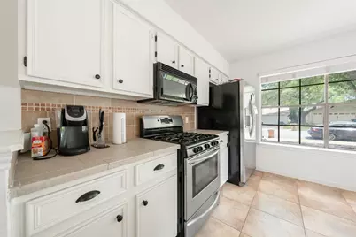 12900 Coridan Drive, Austin, TX 78727 - Photo 8