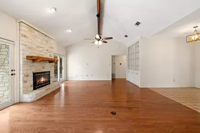 110 Blue Jay Drive, Lakeway, TX 78734 - Photo 10